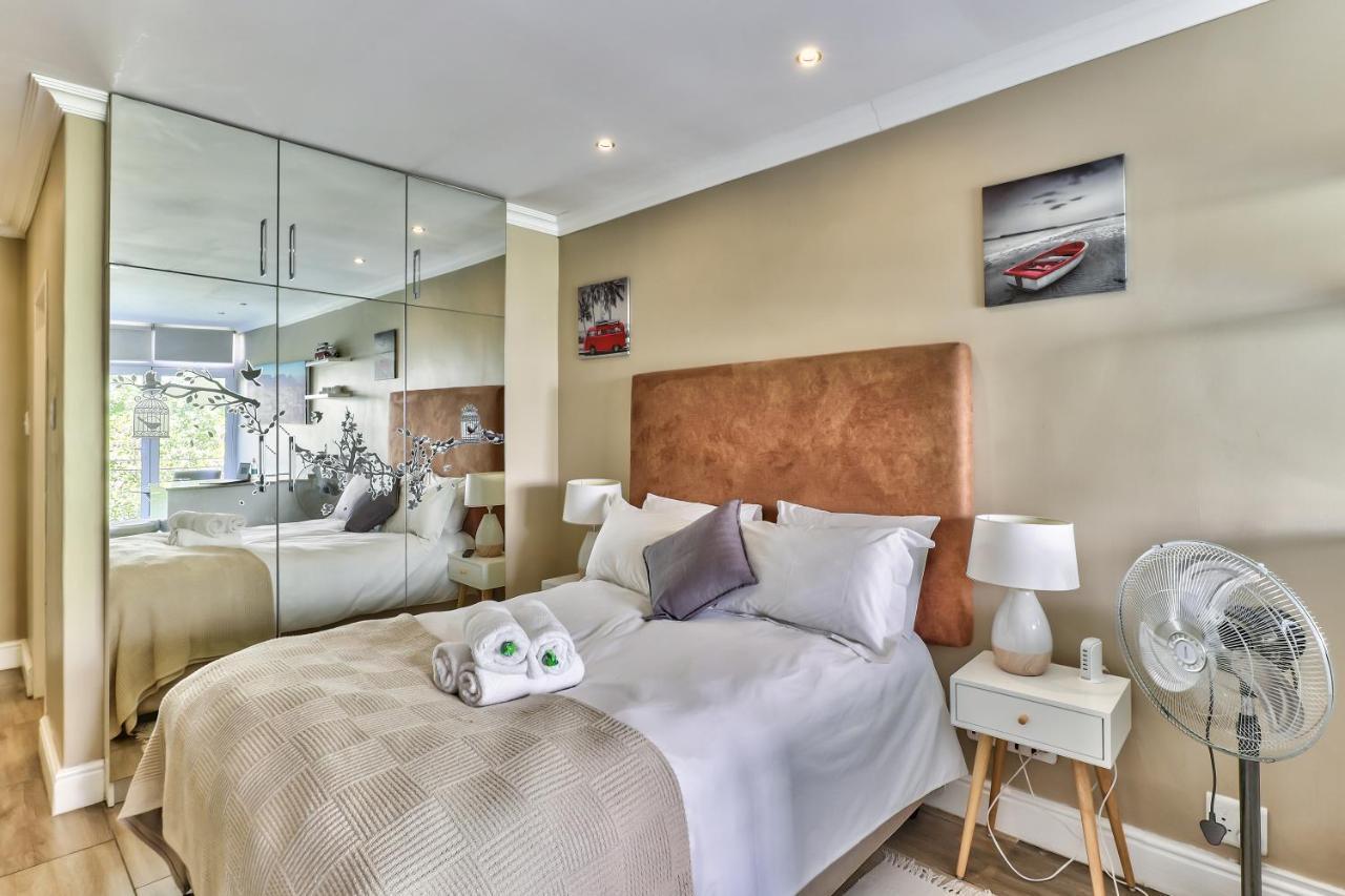 Apartament Hyde Park On The Square Kapsztad Zewnętrze zdjęcie