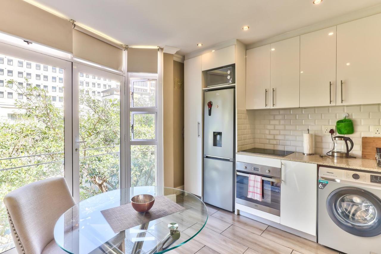 Apartament Hyde Park On The Square Kapsztad Zewnętrze zdjęcie